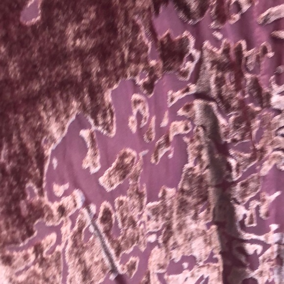 Velvet Kimono - Picture 2 of 3